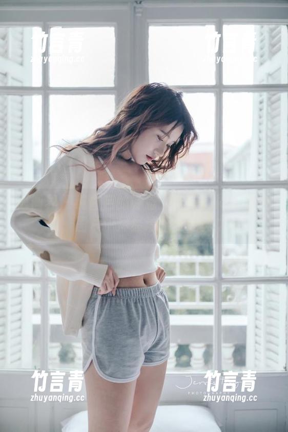 语画界 - 纯白色的诗篇：诗诗kiki写真合集，图片中尽显清雅与纯真之美