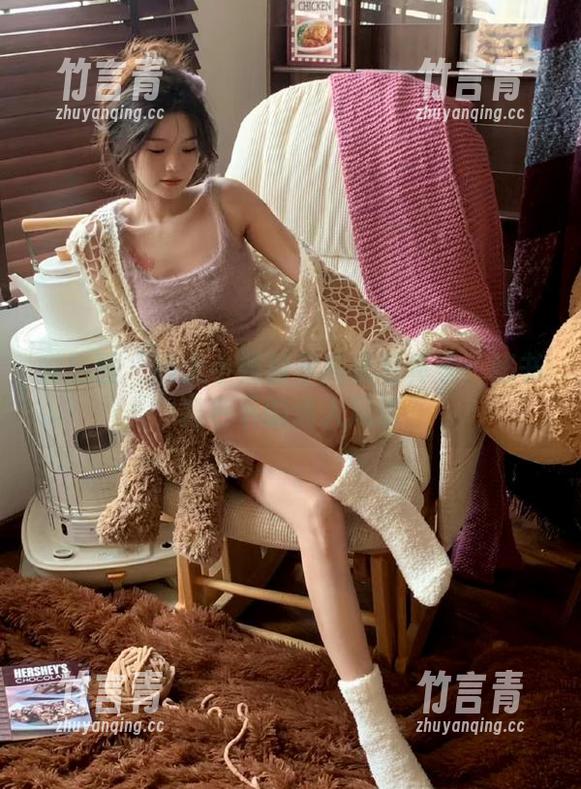 微密圈 - 陈大小姐独家高清写真集：秘书角色下的迷人风情