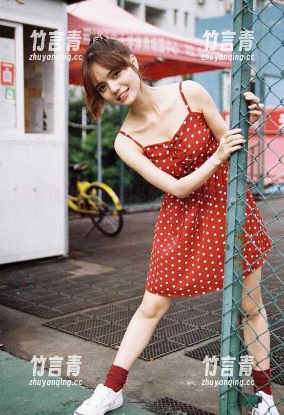 霜月shimo 探索霜月shimo的私房图集:沉浸在ElfVillage的唯美风景中