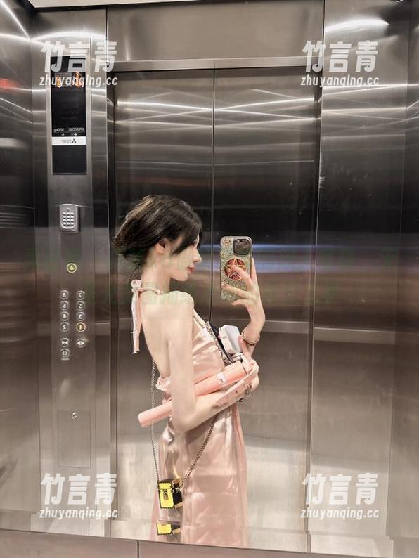 青豆客 - 探秘k8傲娇萌萌的双人写真，无圣光美图描绘心动的视觉盛宴