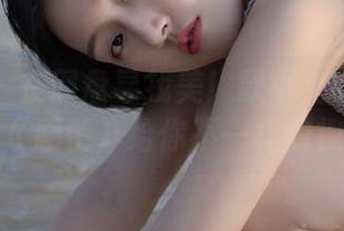青豆客 – 在网盘寻找美！歆小兔chobits的写真《剧情》给你不一样的视觉体验