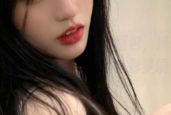 青豆客 – 潇同学甜心私拍图包，捕捉万千风情，勾勒青春的色彩梦境