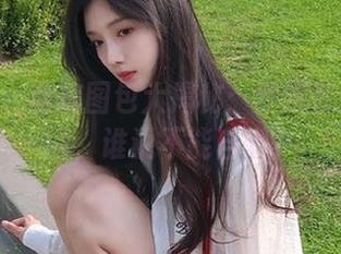青豆客 – 私房图包大揭秘：罗婉莹的JK瞬间，谁说不能自嘲？