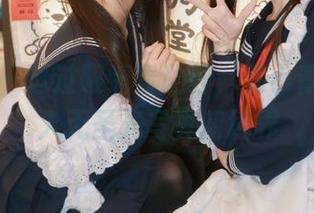 青豆客 – 透过眼镜看世界，艾小青带你进入无圣光写真新境界