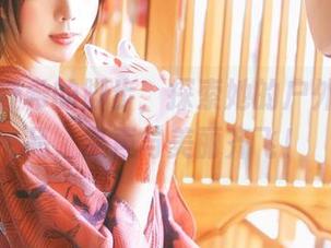跟随鹿野希的脚步，探索她的户外全套作品，笑声与美丽齐飞！