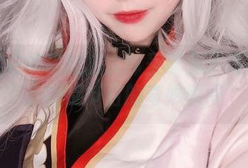 探索黑白御猫的魔太郎圣诞兔子写真图集，捕捉节日的奇妙瞬间